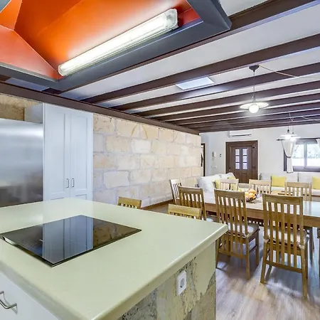 Son Ullastre - Family Only Villa